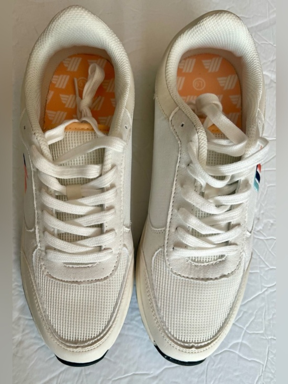 AldiI Ladies Gear White Sneakers Size 9